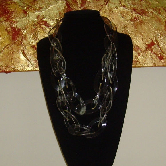 Kenneth Jay Lane Clear Lucite and Gold-Tone Chain Link Style Necklace - Picture 5 of 10